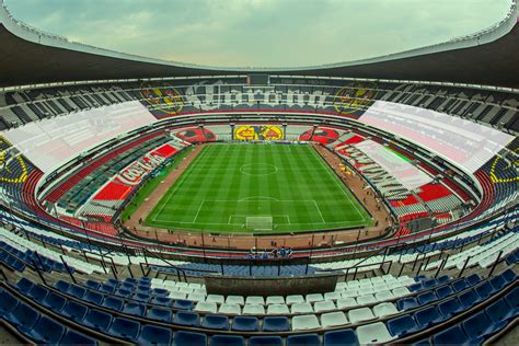 capacidad del estadio azteca